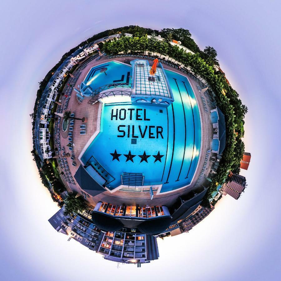 Hajdúszoboszló Hotel Silver מראה חיצוני תמונה